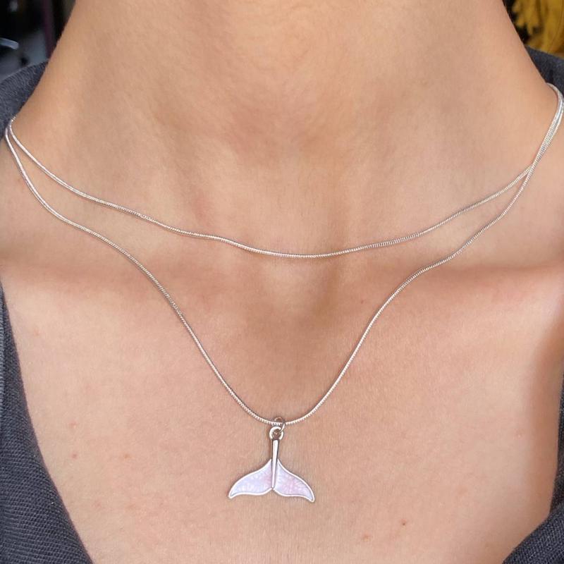 گردنبند دم وال صورتی