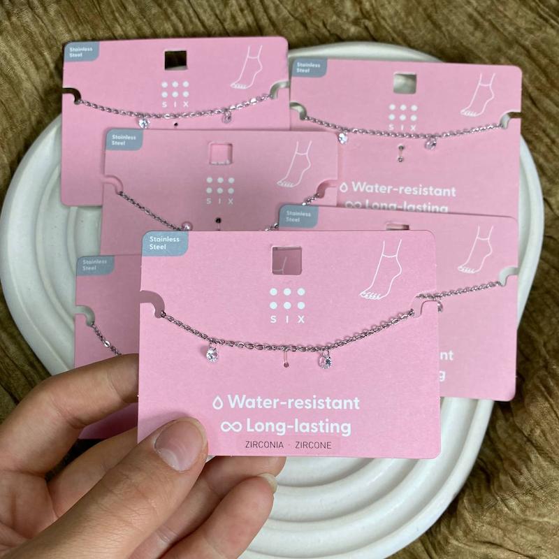 پابند نگینی