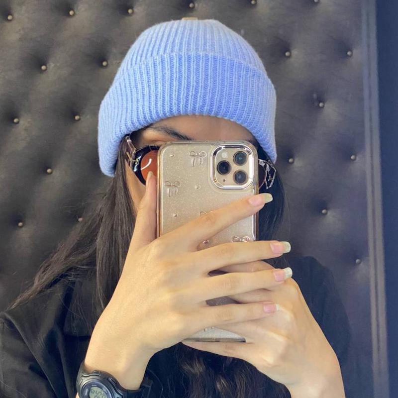 کلاه بافت آبی