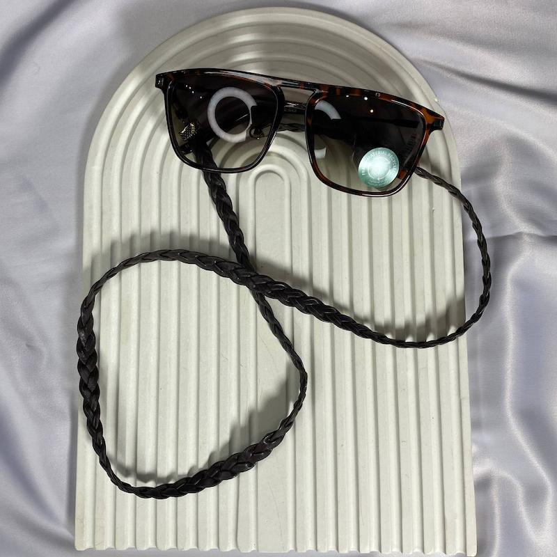 بند عینک قهوه ای 