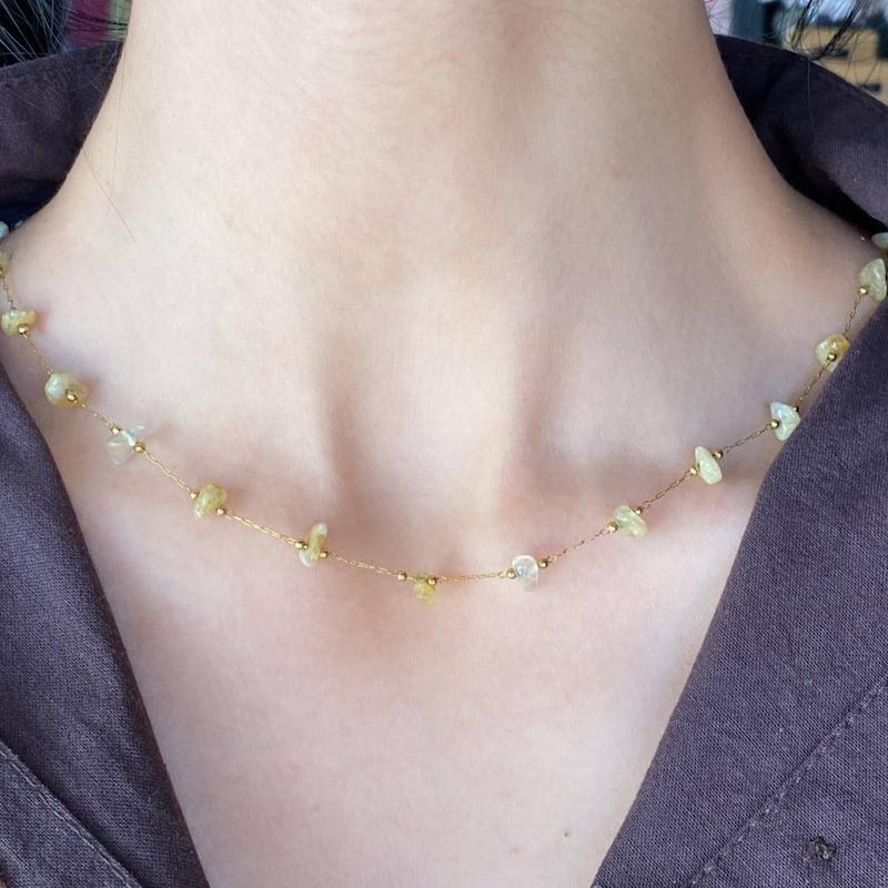 گردنبند سنگ سترین 