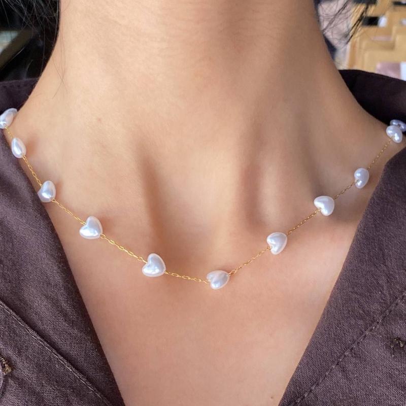 گردنبند زنجیر طلایی مروارید قلبی 