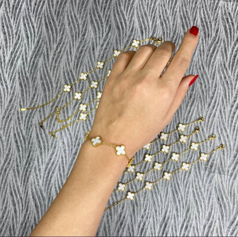 دستبند ونکلیف طلایی