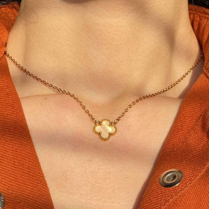 گردنبند ونکلیف