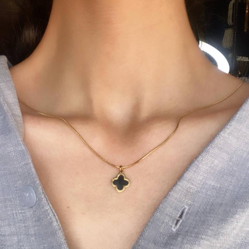 گردنبند ونکلیف