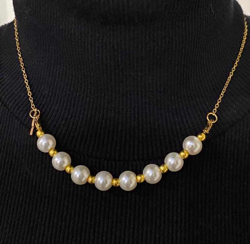 گردنبند. مروارید و گوی