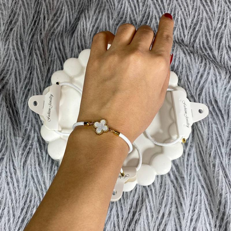 دستبند ونکلیف طنابی سفید