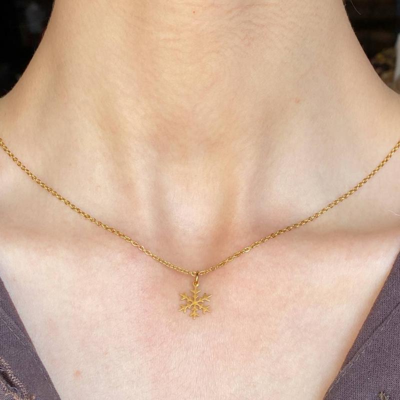 گردنبند برف کوچک 