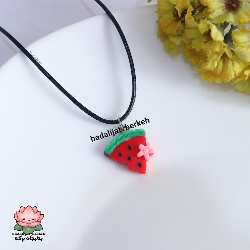 گیفت یلدا . گیفت دانش آموز ( توضیحات خوانده شود) گیفت مدرسه . گیفت تولد .  هدیه روز دانش آموزان . گیفت حروف کلاس اولی ها . گردنبند هندوانه