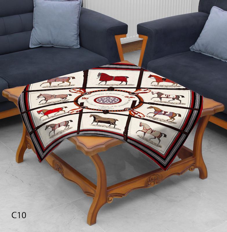 رومیزی طرح اسب‌های زین‌شده با حاشیه قرمز و مشکی مدل C10