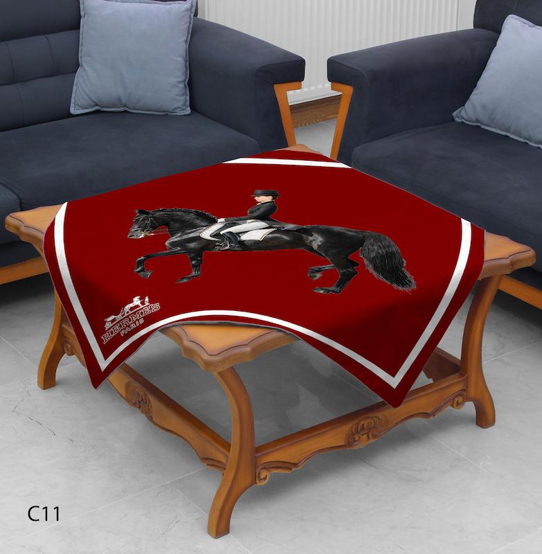 رومیزی قرمز با طرح اسب سوار و نوار سفید مدل C11