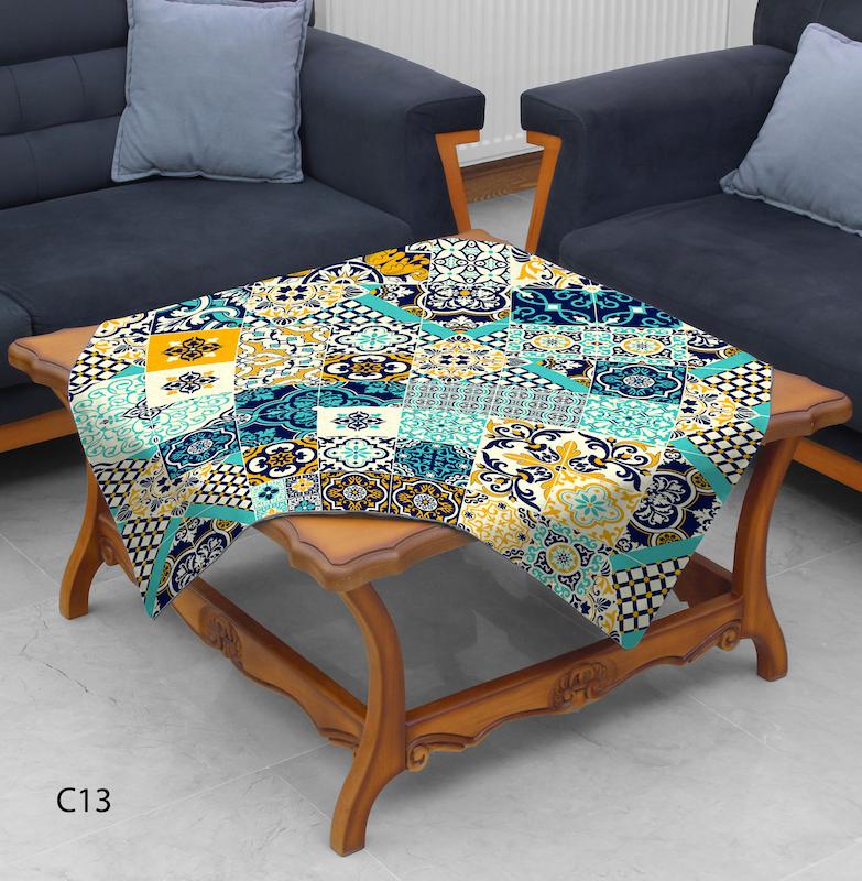 رومیزی طرح کاشی‌های رنگی با نقوش هندسی مدل C13