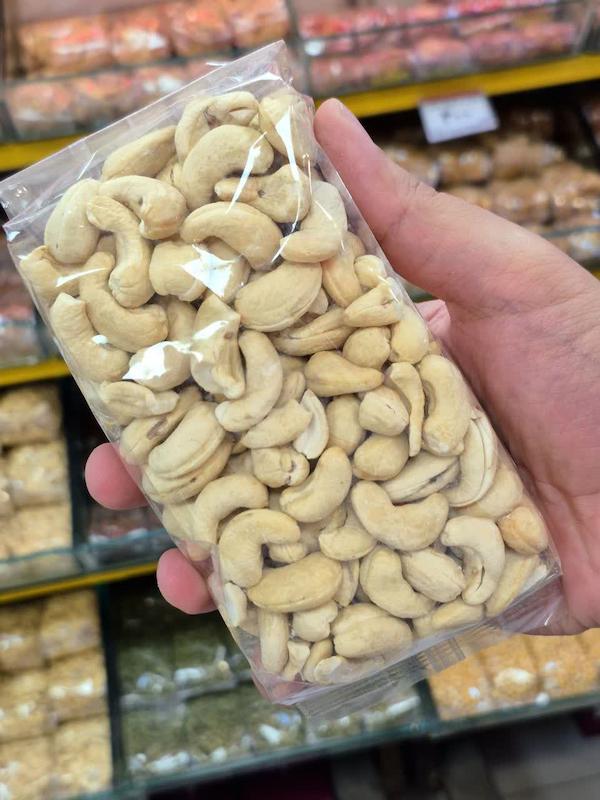 بادام هندی خام 