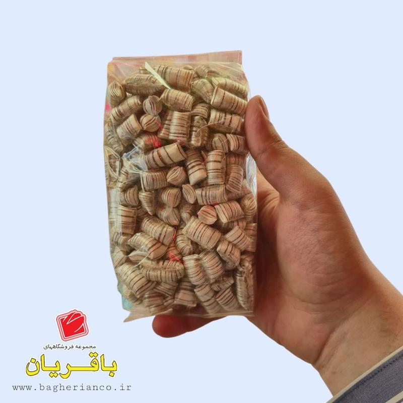 شکلات اطلسی مغزدار