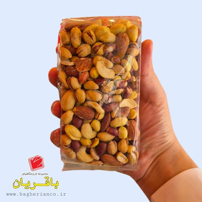 آجیل سلطانی باقریان - ۳۰۰ گرمی