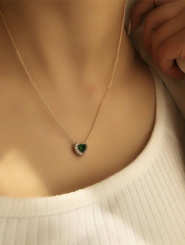 گردنبند سبز زمردی ژوپینگ 