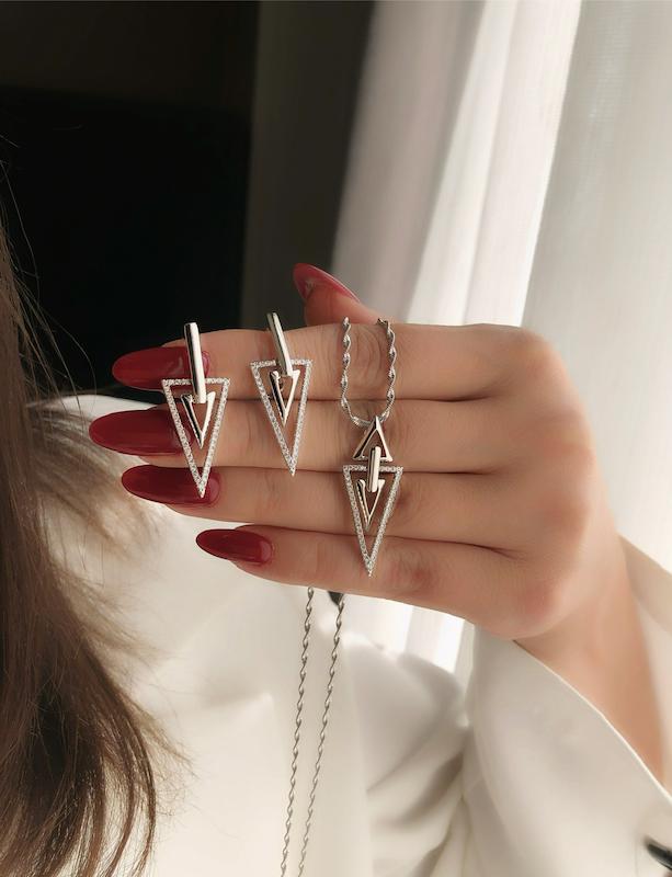 نیم ست مثلثی ژوپینگ‌