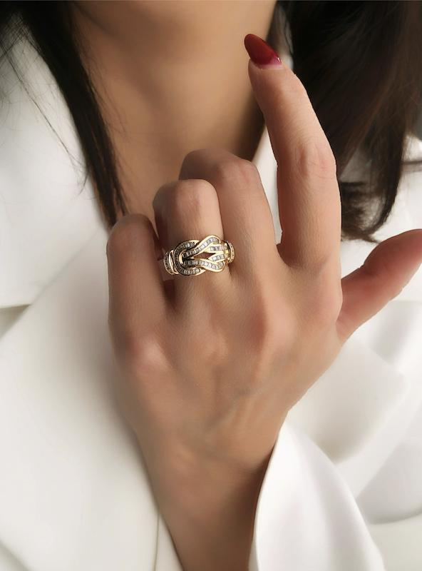 انگشتر امگا مگنولیا طلایی ژوپینگ