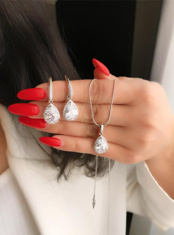 نیم ست( پلاک و گوشواره) ژوپینگ‌