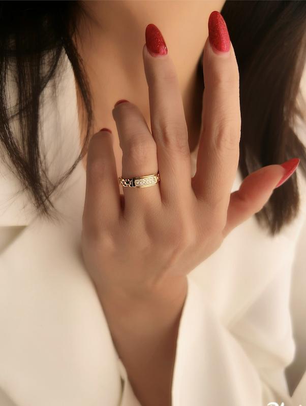 انکشتر نگیندار باریک میلو