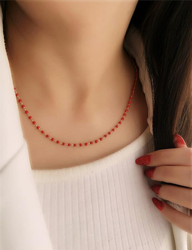 زنجیر مهره ای قرمز ماتیکی 