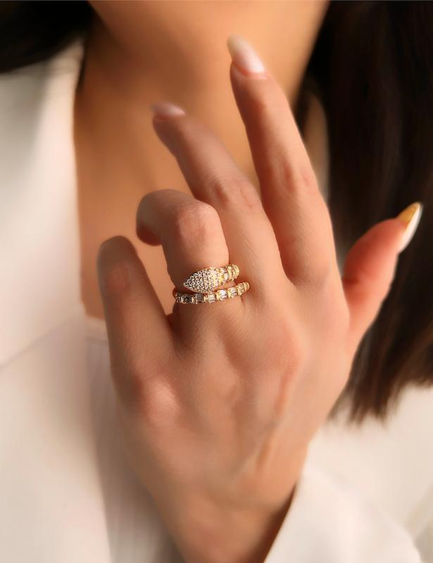 انگشتر مار طرح جواهر ژوپینگ‌