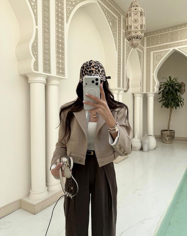 کراپ کت گاباردین رنگ کرم