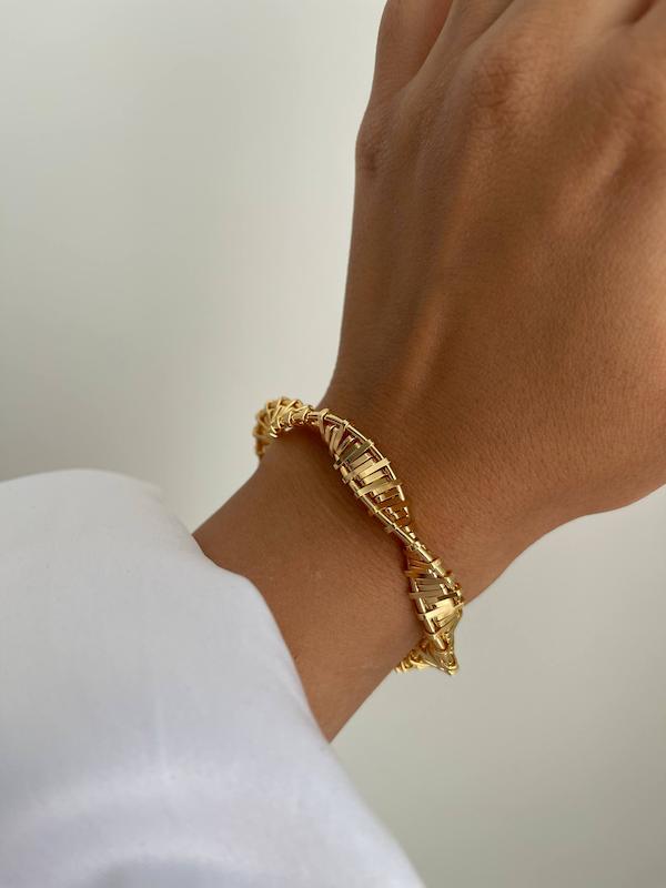 بنگل پیچ پیچی پیانو طلایی
