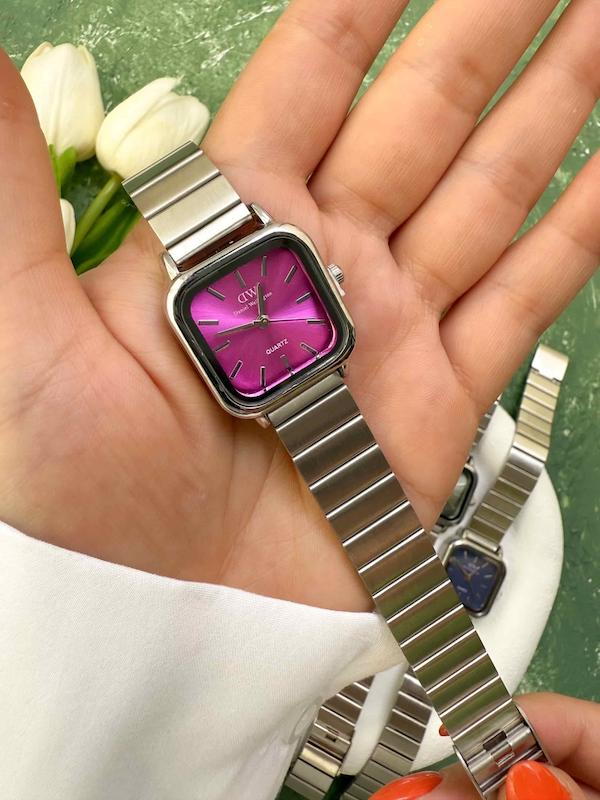 ساعت مچی زنانه طرحdw