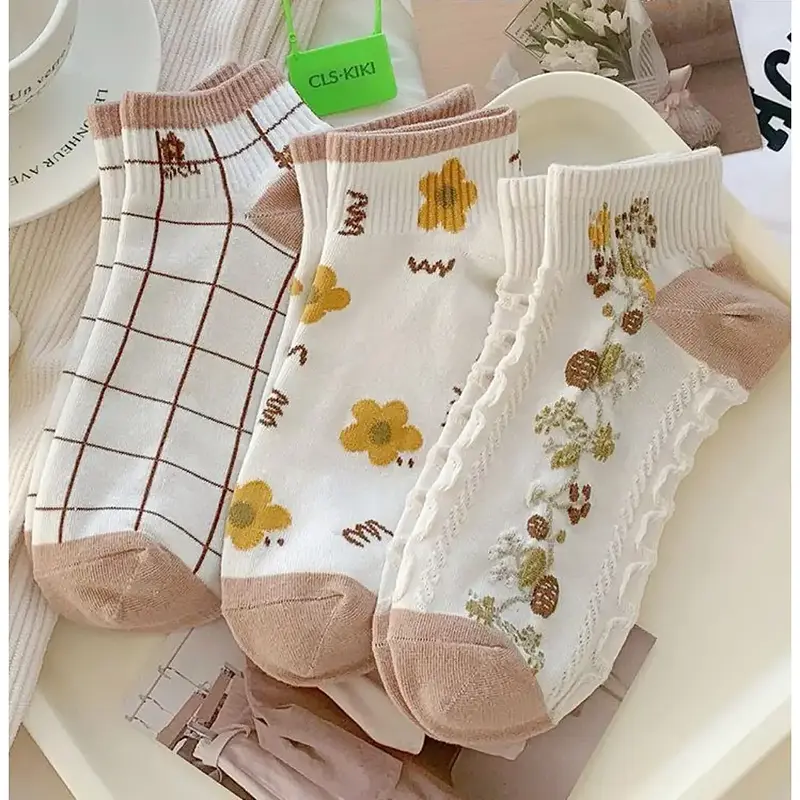 جوراب نخی ترکیبی طرح گل