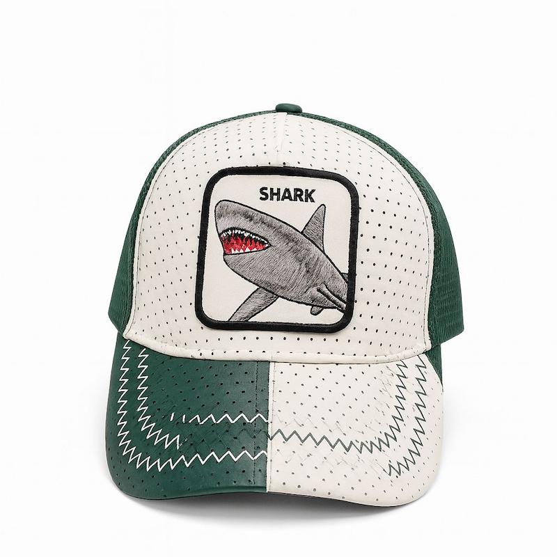 خرید کلاه کپ گورین براز طرح کوسه Shark رنگ سفید سبز
