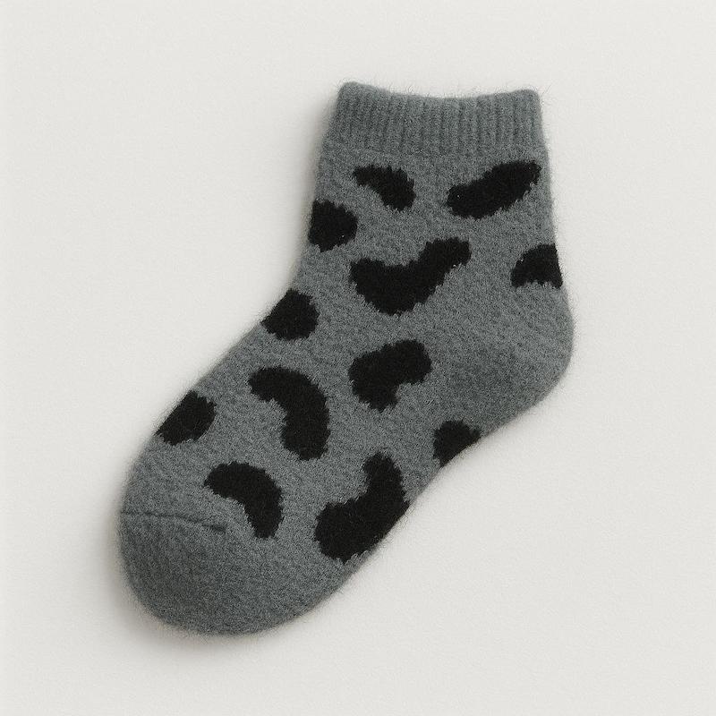 خرید جوراب حوله‌ای نخی طرح پلنگی