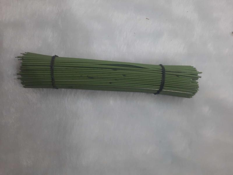 ساقه های صد سانتی(بسته ۱٠٠تایی) 