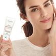 کرم آبرسان اسنشالز گلو با SPF 10 | ویتامینه، مرطوب‌کننده و درخشان‌کننده پوست
