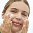 ضدآفتاب اپتیمالز SPF50 اوریفلیم | سبک و درخشان کننده پوست
