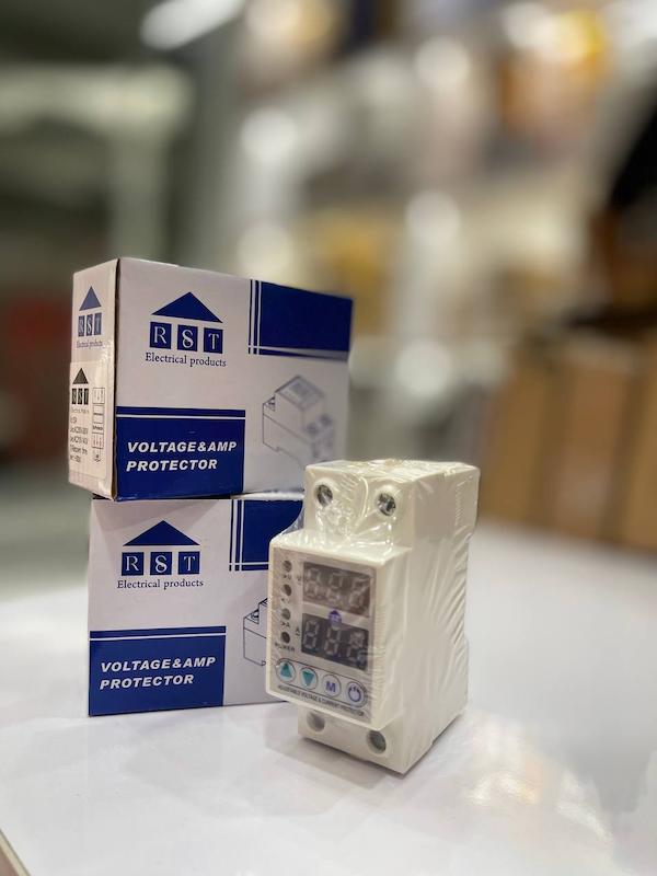 محافظ ولتاژ جریان تکفاز 63 امپر RST
