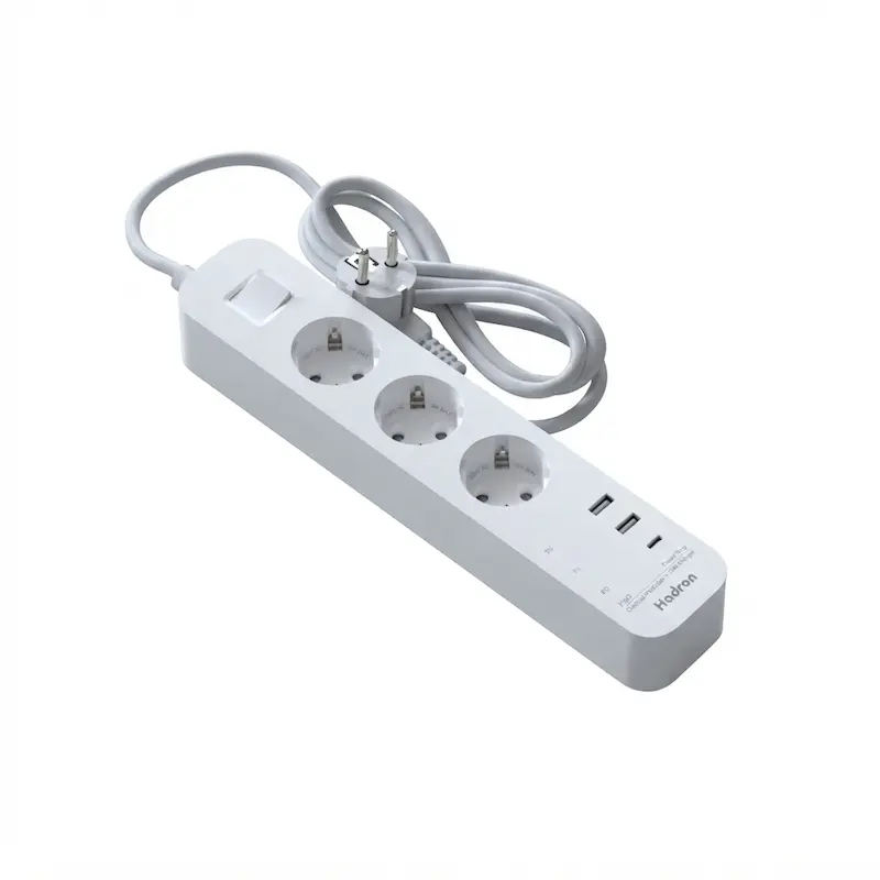 چندراهی سه خانه ارت‌دار هادرون با ۲ پورت USB و یک پورت Type-C و کابل ۱.۸ متری مدل P343