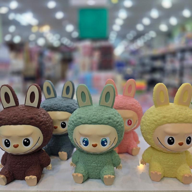 قلک لبوبو نشسته 