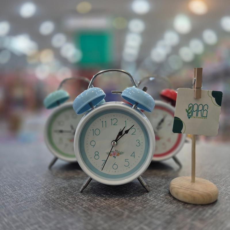 ساعت رومیزی طرح گل بزرگ