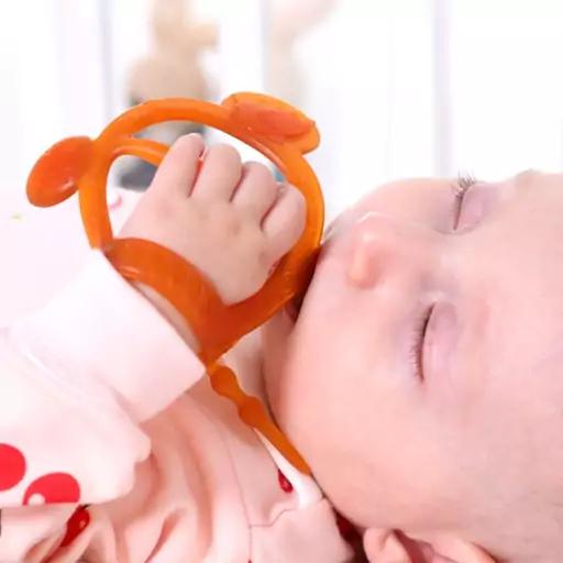 دندانگیر تمام سیلیکونی کلاه مچی هی اور شی؛ انتخابی هوشمند برای آرامش نوزاد