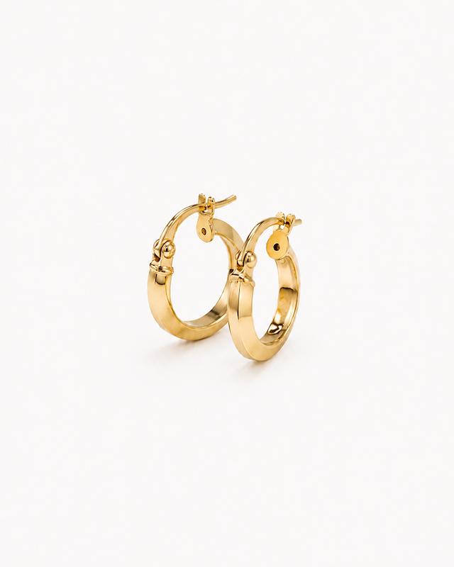 گوشواره طلا هاله حلقه‌ای از طلای ۱۸ عیار بَست