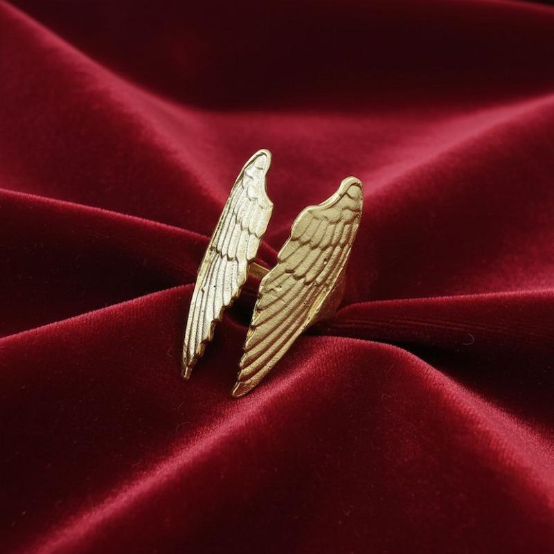 انگشتر طرح Angel