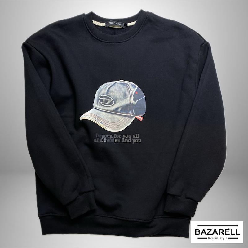 هودی مشکی طرح کلاه – استایل خاص خیابانی با روح خلاق و آزاد Black Cap-Print Hoodie – Bold Urban Spirit by BAZARÈLL