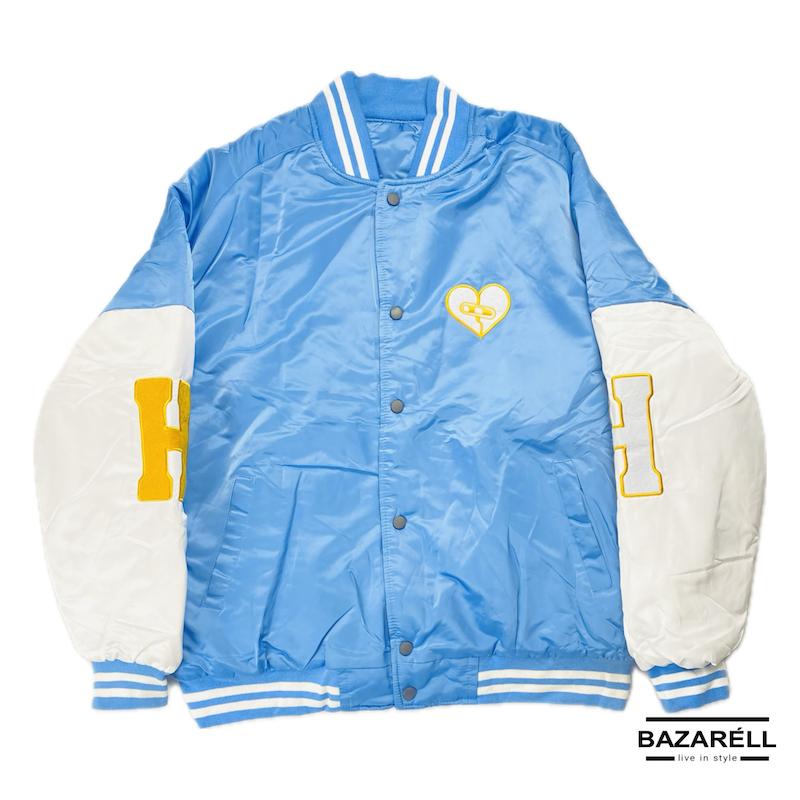 کاپشن بامبر یونی‌سکس آبی با طرح قلب زرد و آستین سفید — مدل جوان‌پسند کالج | BAZARÈLL BAZARÈLL Blue Varsity Bomber Jacket with Yellow Heart Graphic & White Sleeves — Unisex