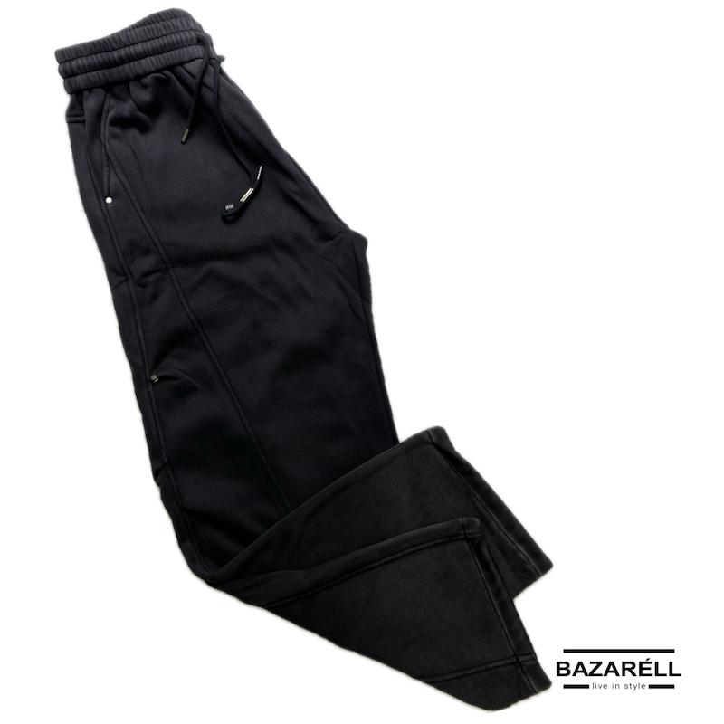 شلوار اسلش جاگر مشکی ساده اسپرت با جزئیات فلزی و طراحی مینیمال خیابانی Black Minimal Jogger Sweatpants with Metal Details & Streetwear Design | BAZARELL