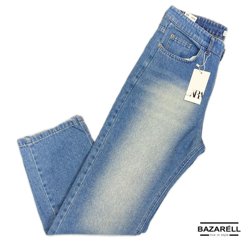 شلوار جین مردانه‌زنانه نیم‌آبی لایت‌واش استریت کات – BAZARELL Exclusive Denim Women’s Light Wash Straight-Cut Denim Jeans – BAZARELL Exclusive