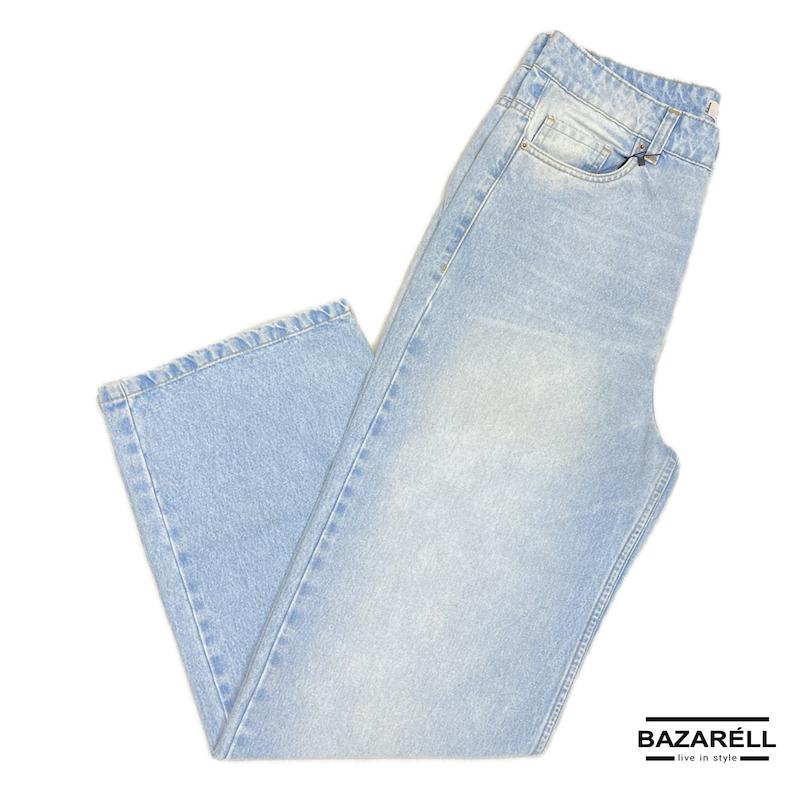 شلوار جین مام‌استریت لایت‌بلو اسیدواش یونی‌سایز زنانه‌مردانه – استایل ترندی 2025 | BAZARELL Light Blue Acidwash Mom Straight Unisex Jeans