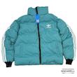 کاپشن پافر سه‌خط آدیداسی آبی پاستیلی  – مدل استریت‌وی پرحجم و ترندی | BAZARELL Adidas Puffer Jacket – Street Style Heavy Puffer | BAZARELL