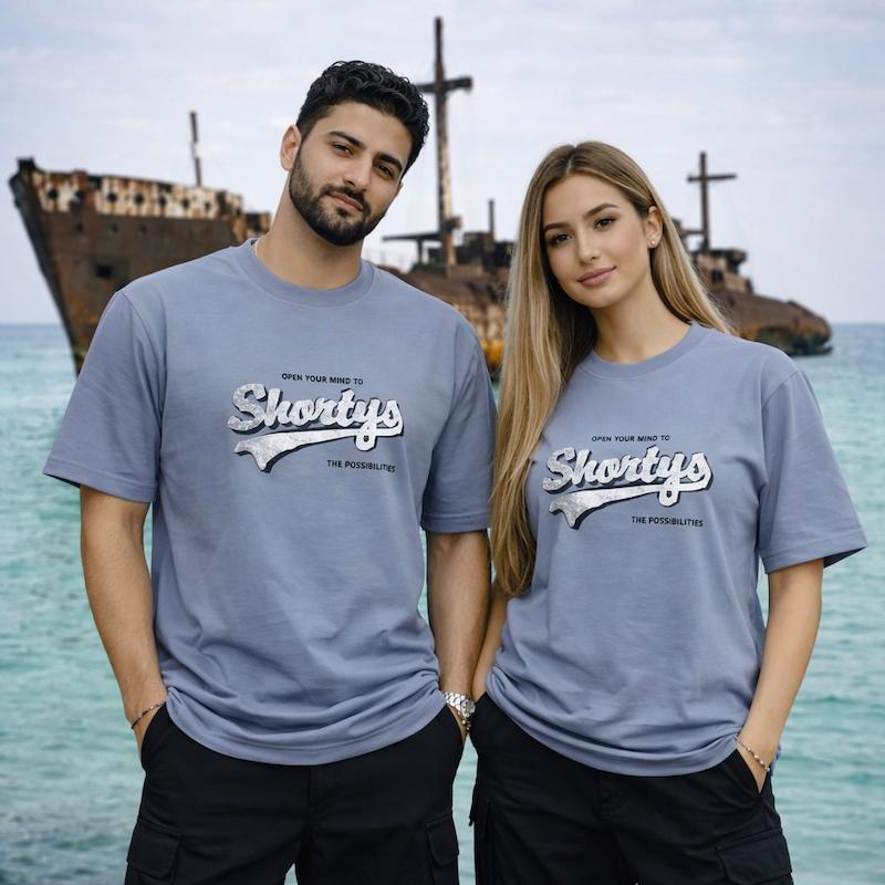 تیشرت مردانه و زنانه آبی طوسی طرح Shortys چسبی مدل Coastal Minimal برند بازارل