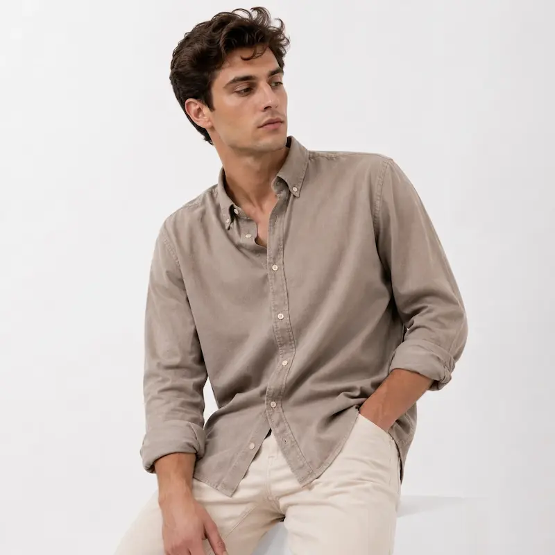 پیراهن مردانه اولدمانی رنگ کرم‌بژ لایوسل دکمه‌دار مدل Aura | BAZARELL BAZARELL Aura Men’s Lyocell Button-Down Shirt – Taupe